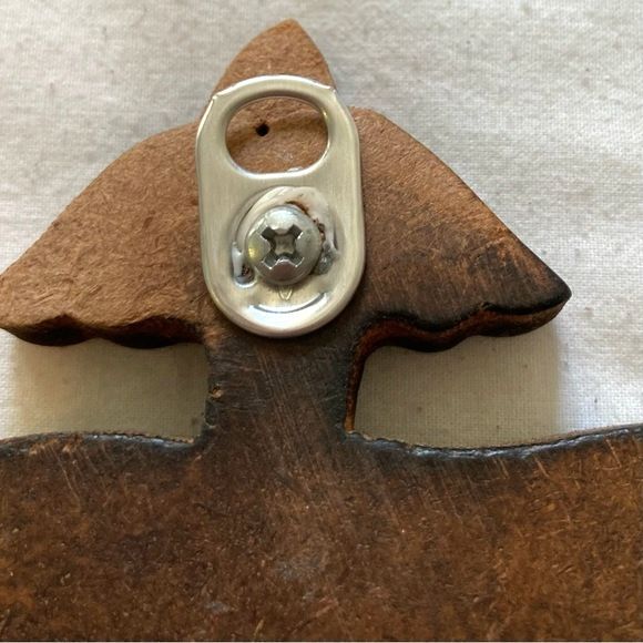 Key Rack Holder HANDMADE Folk Art Carved Wood Elephant  8 x 4.5 x 0.5 inches - Picture 10 of 11